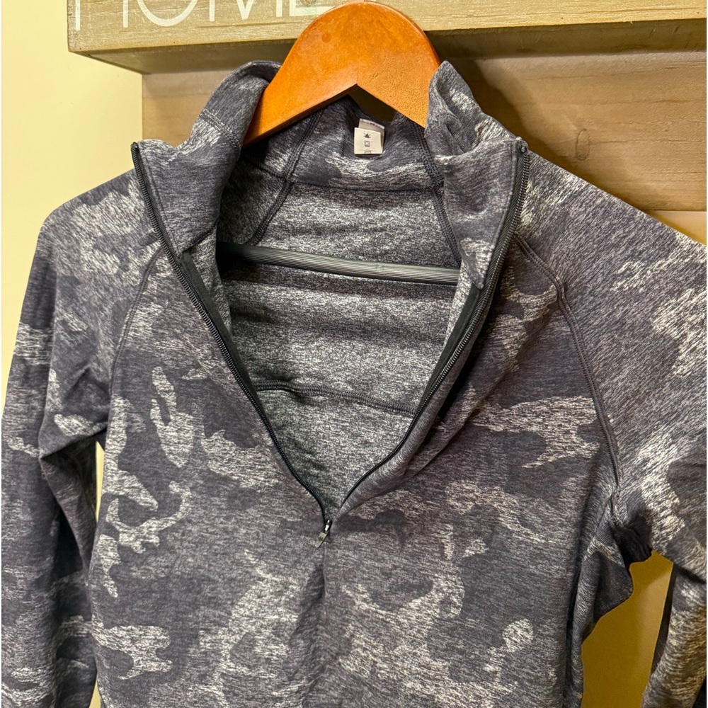 Lululemon Outrun The Elements Half Zip View 4